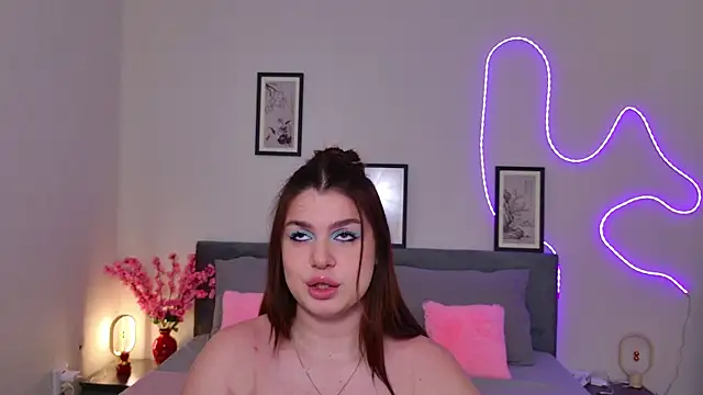 moneyforPeaches online show from 06-17-26, 03:57