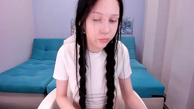 SugarBunny18 online show from 05-11-26, 04:40