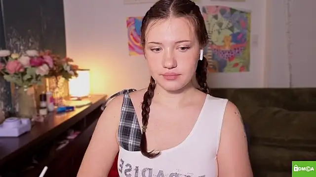 bikinibottom001 online show from 04-10-26, 03:01