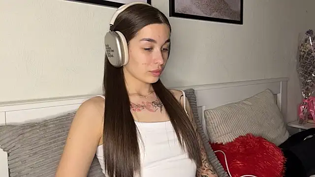 NoBurtenGirl online show from 04-03-26, 06:50