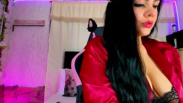 molly bick online show from 04-12-26, 03:33