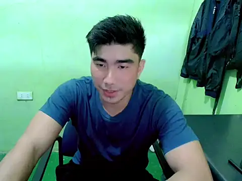 Hunkfireman online show from 04-28-26, 01:04