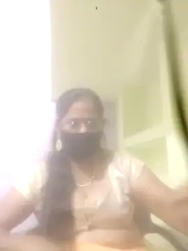 SEEMA 012 online show from 04-12-26, 05:23