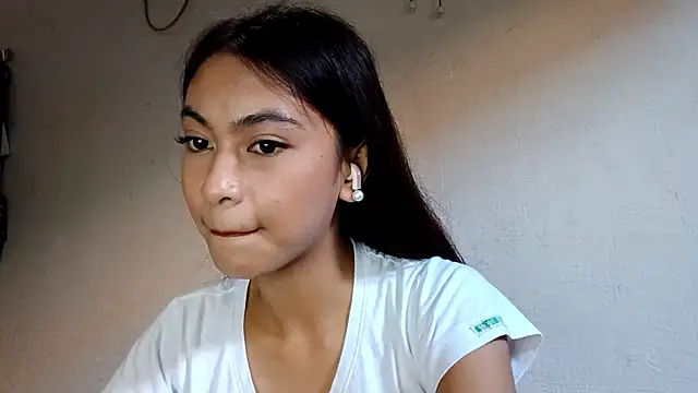 Snapshot of RosalindBrugler chatting on 04-09-26, 11:10 RosalindBrugler online show from 04-09-26, 11:10