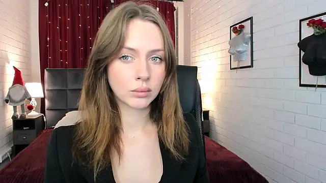 Snapshot of MeganClapp chatting on 04-20-26, 05:10 MeganClapp online show from 04-20-26, 05:10