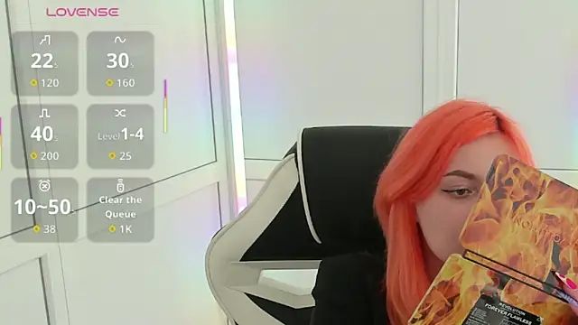 NightLeaf online show from 04-08-26, 01:11