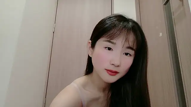 Hinako 0012 online show from 05-20-26, 11:27