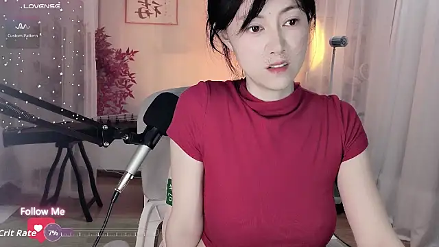 Snapshot of noomi-1111 chatting on 05-11-26, 02:23 noomi-1111 online show from 05-11-26, 02:23