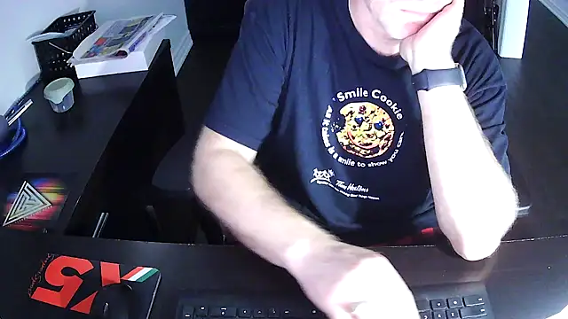 Shalun2000 online show from 05-03-26, 06:47