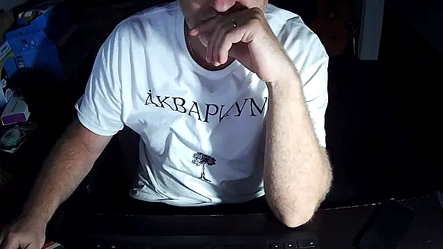 Shalun2000 online show from 06-29-26, 03:13
