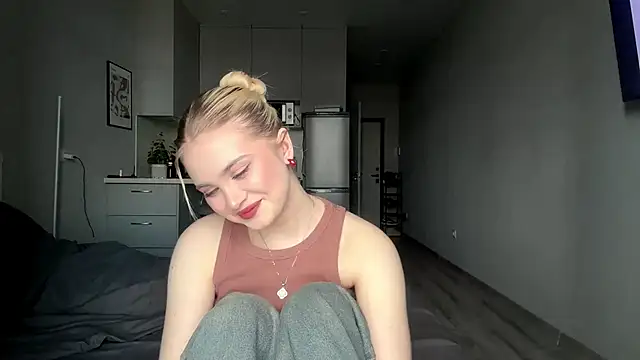 kirtova  online show from 04-15-26, 10:11