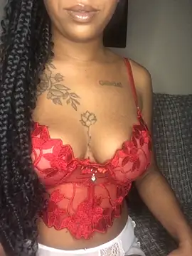 Snapshot of Fannyangelx chatting on 04-04-26, 03:27 Fannyangelx online show from 04-04-26, 03:27