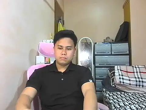 Snapshot of tipsy_butter chatting on 05-28-26, 05:27 tipsy butter online show from 05-28-26, 05:27