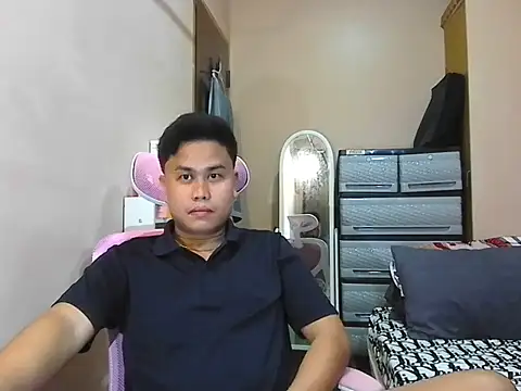 Snapshot of tipsy_butter chatting on 05-31-26, 03:52 tipsy butter online show from 05-31-26, 03:52
