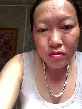 Snapshot of candy-beo chatting on 05-16-26, 01:13 candy-beo online show from 05-16-26, 01:13