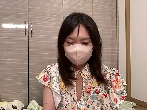 Snapshot of lemonade_madame chatting on 07-16-26, 12:55 lemonade madame online show from 07-16-26, 12:55