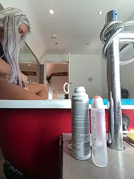 Calypso 222 online show from 04-16-26, 01:34