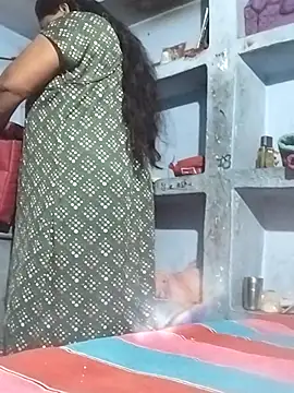Snapshot of Desi_hot_bhabhi01 chatting on 07-10-26, 04:28 Desi hot bhabhi01 online show from 07-10-26, 04:28