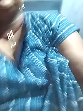 Snapshot of Desi_hot_bhabhi01 chatting on 07-15-26, 05:56 Desi hot bhabhi01 online show from 07-15-26, 05:56
