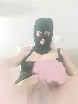 Snapshot of Tinaki_cross chatting on 04-06-26, 01:25 Tinaki cross online show from 04-06-26, 01:25