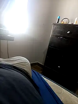 pareja030 online show from 04-24-26, 09:28