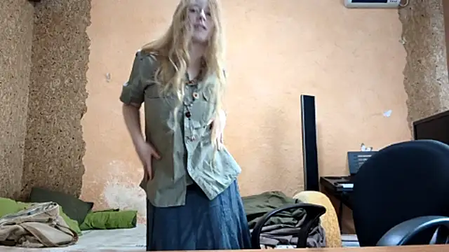 KateVibe 01 online show from 04-21-26, 01:42