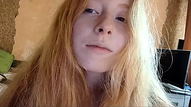 Snapshot of KateVibe_01 chatting on 06-03-26, 03:20 KateVibe 01 online show from 06-03-26, 03:20