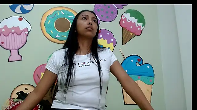 pamelaskiny20 online show from 04-09-26, 12:54