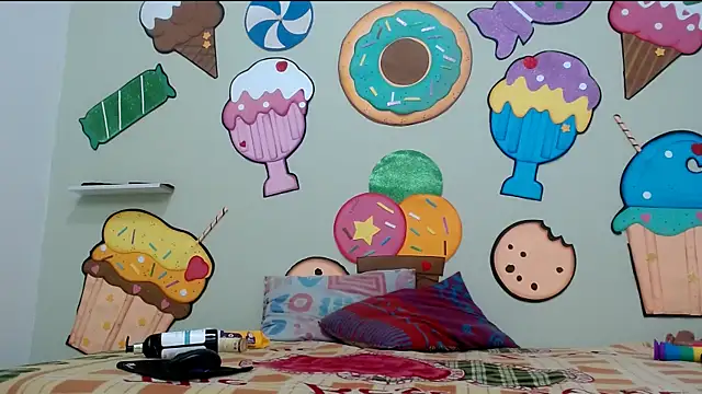 pamelaskiny20 online show from 04-10-26, 01:22