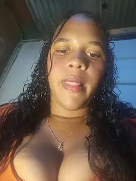 michelle castillo online show from 04-18-26, 03:43