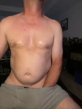 GeetarLuvver online show from 06-30-26, 01:17