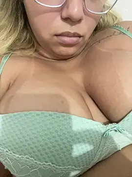gabyzinha2030 online show from 07-21-26, 10:34