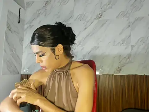 Snapshot of stefani_robles chatting on 06-07-26, 11:19 stefani robles online show from 06-07-26, 11:19