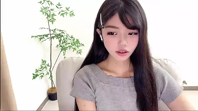 Snapshot of Kitteovo chatting on 06-04-26, 09:26 Kitteovo online show from 06-04-26, 09:26