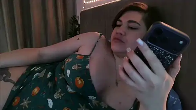 miss preggie online show from 04-27-26, 06:39