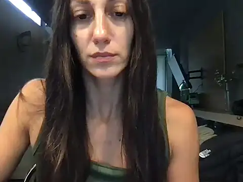 Snapshot of canduxgirl chatting on 04-07-26, 03:56 canduxgirl online show from 04-07-26, 03:56