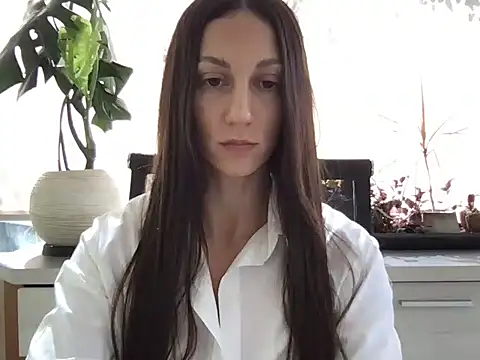 Snapshot of canduxgirl chatting on 04-27-26, 02:37 canduxgirl online show from 04-27-26, 02:37