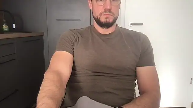 YoloNude online show from 04-07-26, 06:58