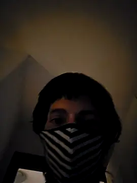 Snapshot of Wayuphornybttm chatting on 04-05-26, 11:57 Wayuphornybttm online show from 04-05-26, 11:57