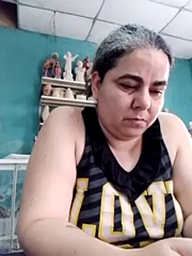 Golositadeamor online show from 05-13-26, 05:32