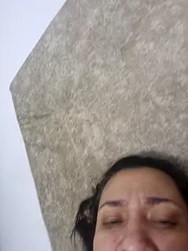 Nia amaur online show from 04-08-26, 06:24