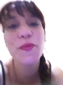 Snapshot of Maggie38 chatting on 07-02-26, 07:36 Maggie38 online show from 07-02-26, 07:36