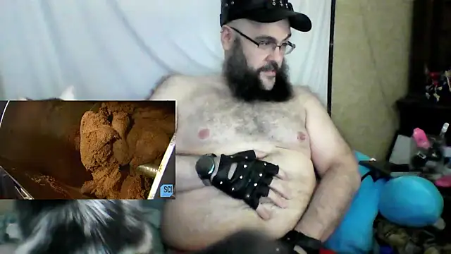 BriTheTopBear online show from 06-13-26, 11:46