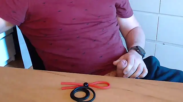 Snapshot of Seth-Pupille chatting on 04-08-26, 07:08 Seth-Pupille online show from 04-08-26, 07:08