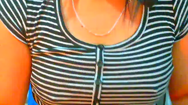 Snapshot of MojaditPussy chatting on 04-13-26, 08:47 MojaditPussy online show from 04-13-26, 08:47