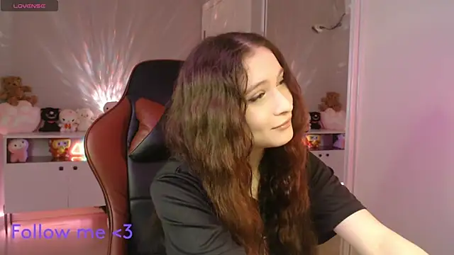 solitudebby online show from 04-11-26, 08:02