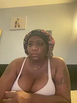 Snapshot of amberchill26 chatting on 07-17-26, 01:56 amberchill26 online show from 07-17-26, 01:56