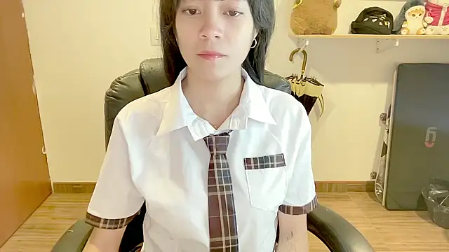 Snapshot of _Oxxme chatting on 05-30-26, 11:57 Oxxme online show from 05-30-26, 11:57