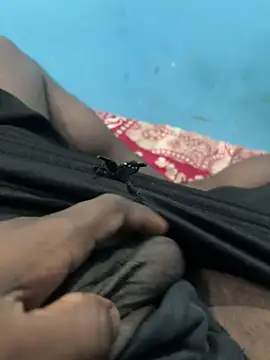 Snapshot of telugu_black_cock chatting on 04-27-26, 07:34 telugu black cock online show from 04-27-26, 07:34