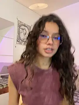 Dreanaa online show from 07-21-26, 03:58